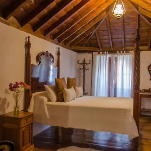  Hotel Rural Casona Santo Domingo España